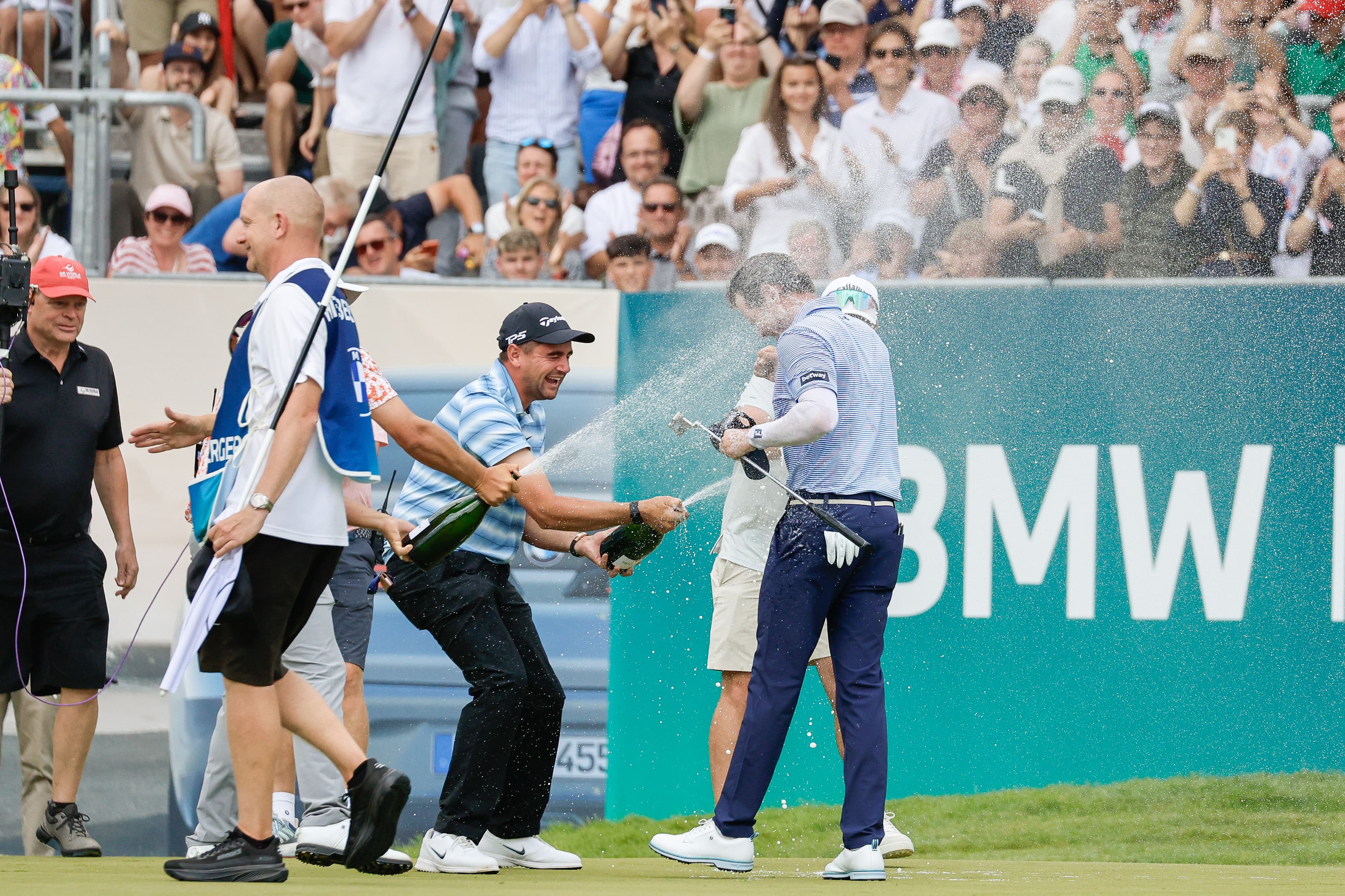 Nervenkrieg am Finalsonntag: Michael Hollick triumphiert bei den BMW International Open 2026