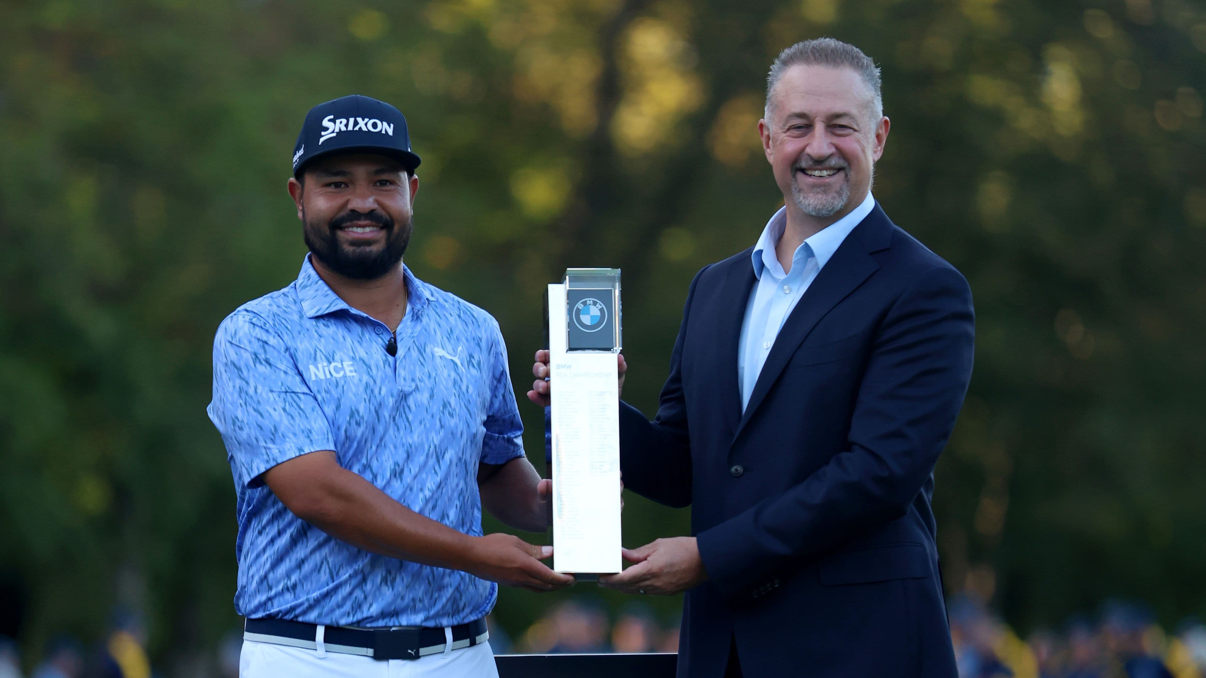 J.J. Spaun triumphiert beim Wentworth-Debüt – Frédéric Lacroix gewinnt mit einem Ass den neuen BMW iX5