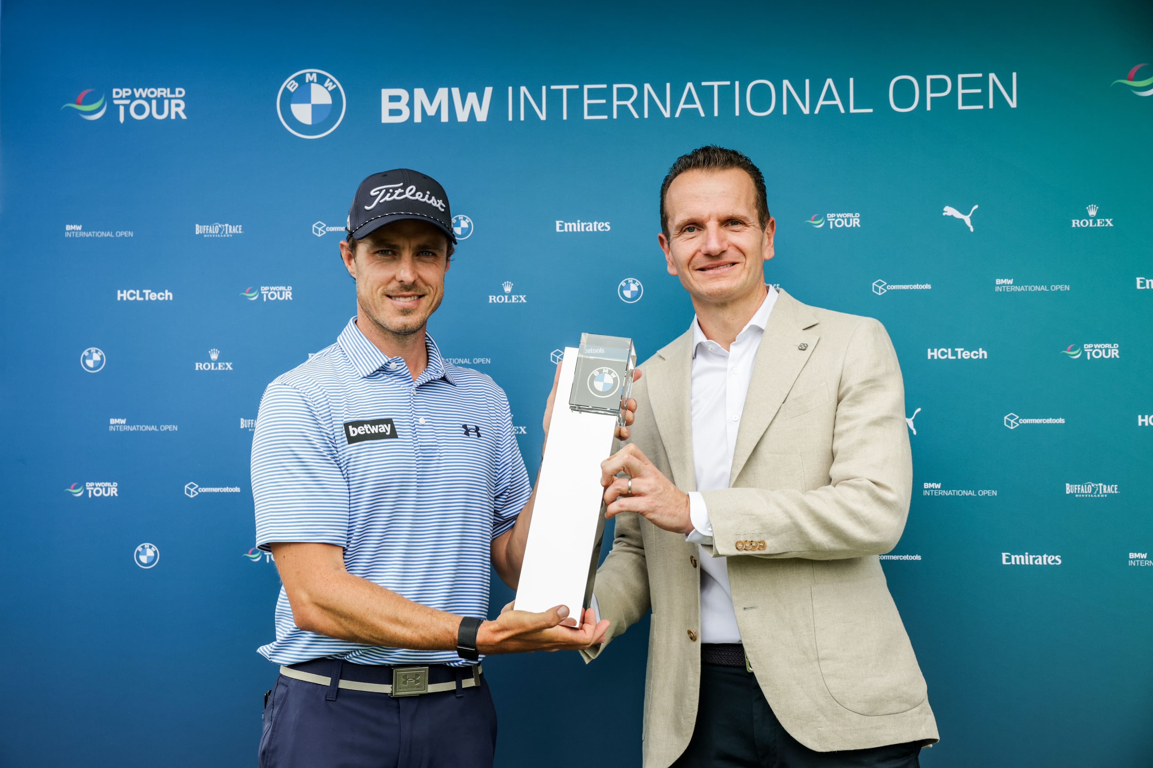 Nervenkrieg am Finalsonntag: Michael Hollick triumphiert bei den BMW International Open 2026